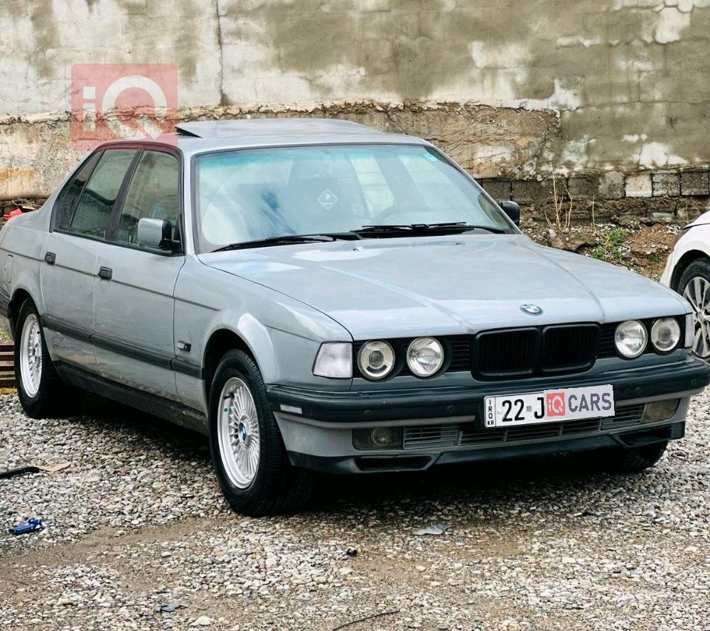 بي ام دبليو الفئة 7